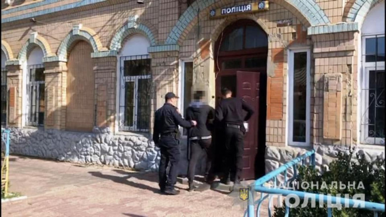В Ананьєві затримано двох злочинців за підозрою в скоєні розбійного нападу