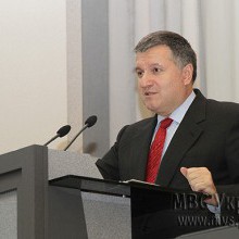 В  УКРАЇНІ ПОСИЛЕНО ВІДПОВІДАЛЬНІСТЬ ЗА ПОРУШЕННЯ ВИБОРЧИХ ПРАВ ГРОМАДЯН 